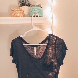 Loose fit navy pocket tee shirt